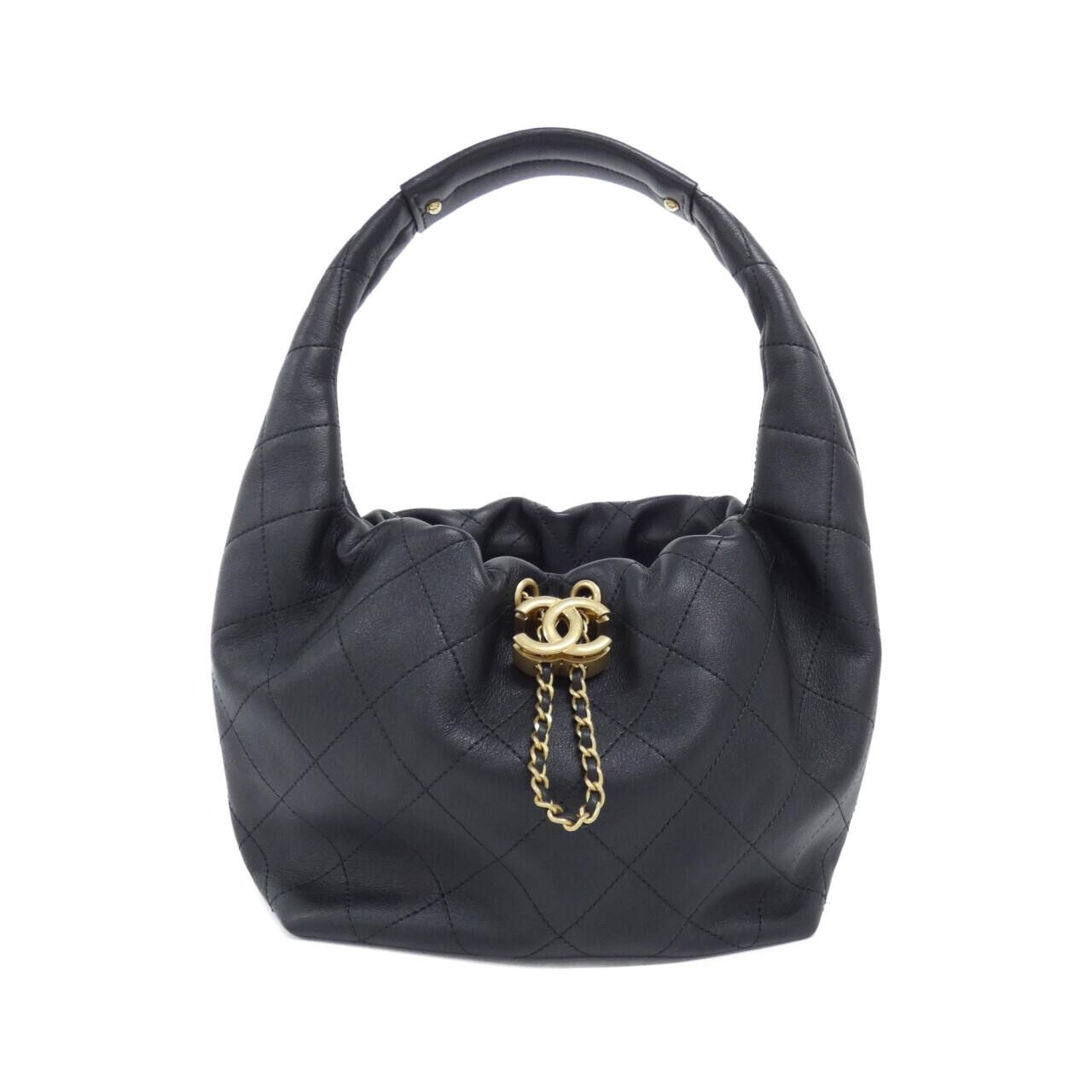Chanel AS5976 Shoulder Bag