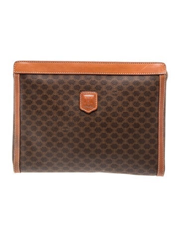 Triomphe Clutch