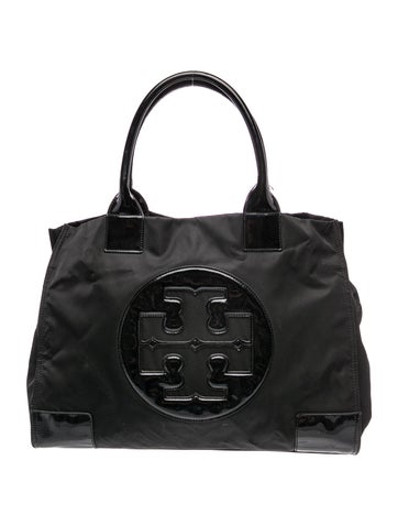 Signature Shoulder Bag
