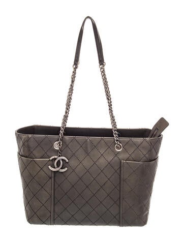 Quilted Around Pocket Tote