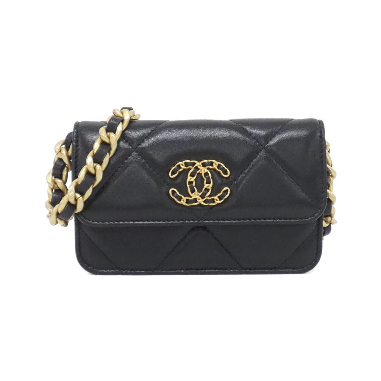 Chanel Chanel 19 Line AP2450 Chain Clutch