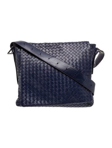 Intrecciato Shoulder Bag