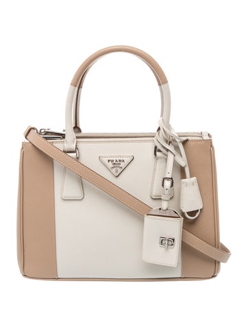 Saffiano Leather Galleria Double Zip Small
