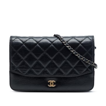Quilted Aged Calfskin Gabrielle Wallet On Chain
