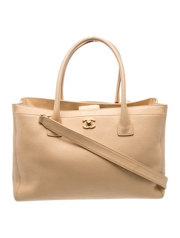 Medium Executive Cerf Tote