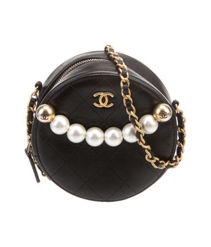 Chanel Chic Pearls Round Clutch W Chain