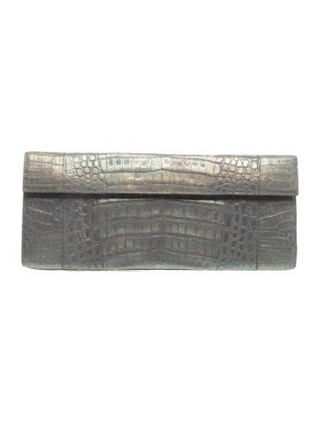 Crocodile Clutch
