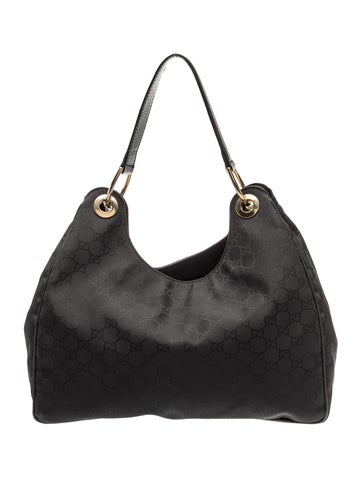 GG Canvas Shoulder Bag