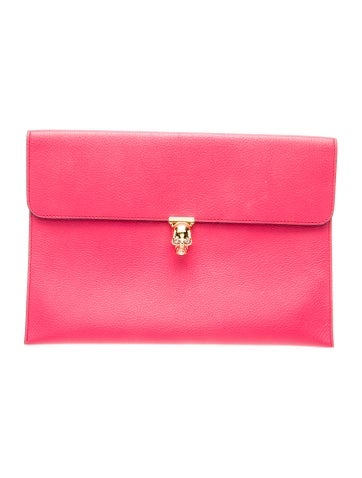 Skull Clutch w/ Tags