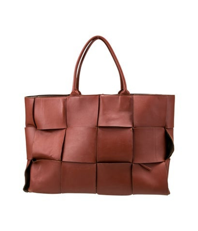 Bottega Veneta Veneta Intrecciato Arco Large