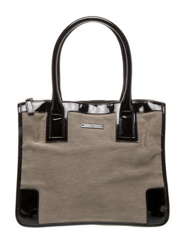 GG Canvas Shoulder Bag