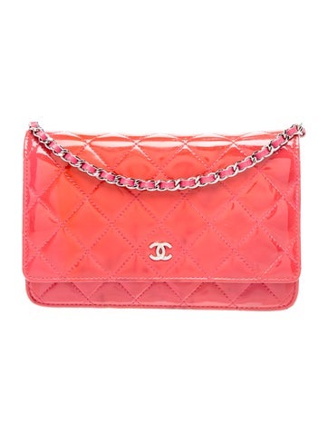 Patent Classic Wallet on Chain