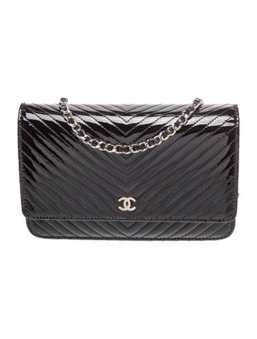 Chevron CC Patent Wallet on Chain