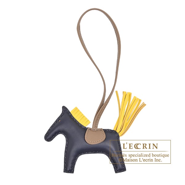 Hermes Rodeo charm PM Blue nuit/Jaune de naples Agneau