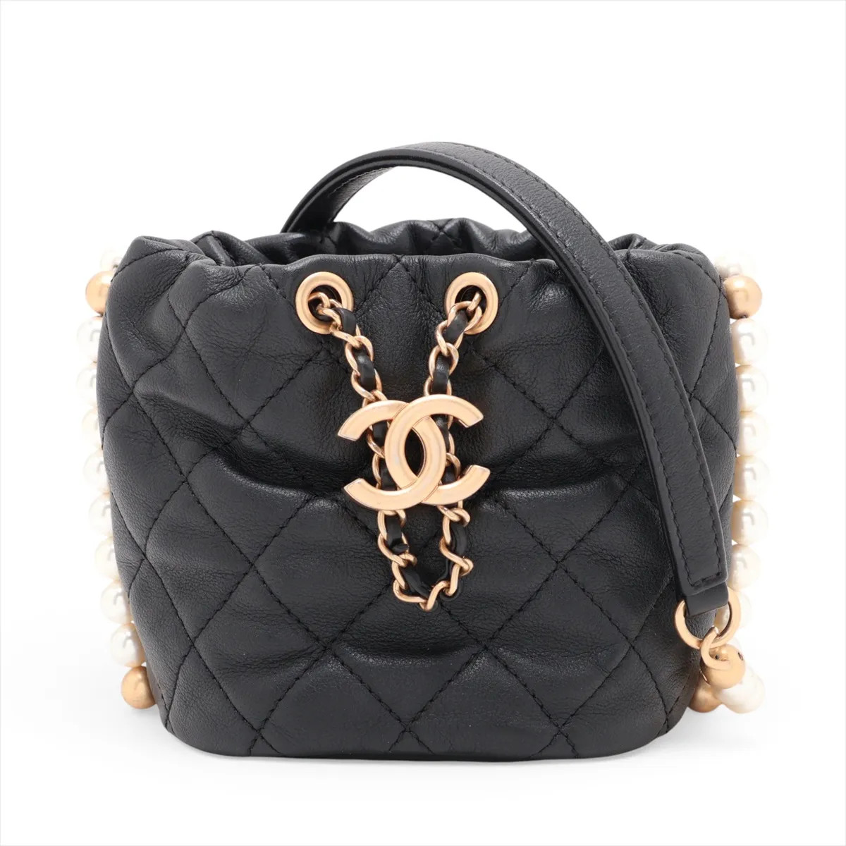 Chanel Matelasse Lambskin Drawstring Shoulder Bag Pearl Black Gold Metal Fitting