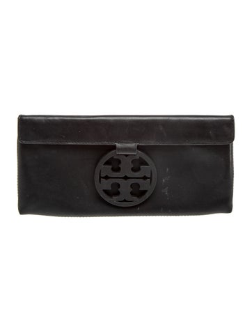 Signature Clutch