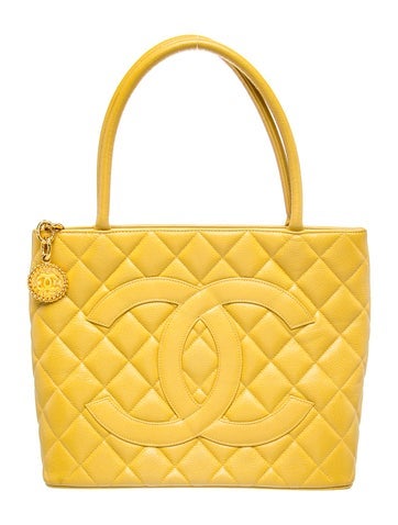 Medallion Tote