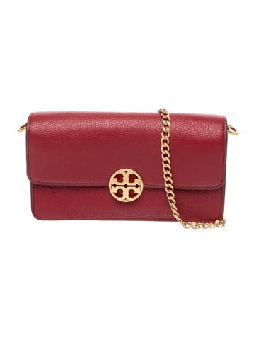 Signature Shoulder Bag