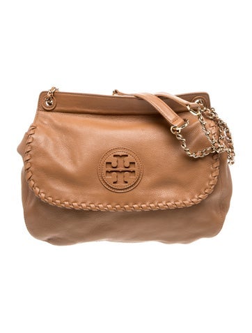 Signature Shoulder Bag