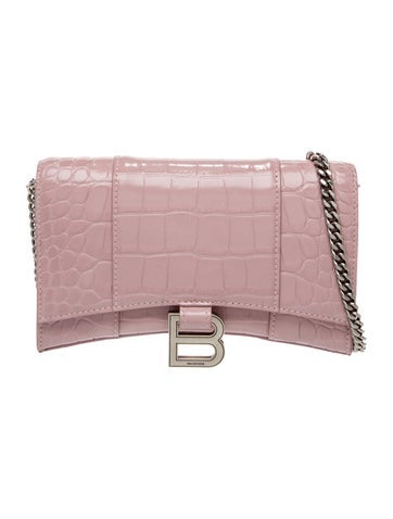 Leather Hourglass Wallet On Chain