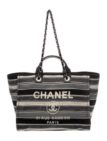 Medium Deauville Shopping Tote