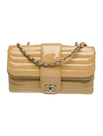 Chanel Jumbo Patent Horizontal Quilt Bag