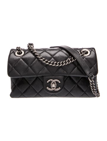 Small Burgundy Rocks Flap Bag