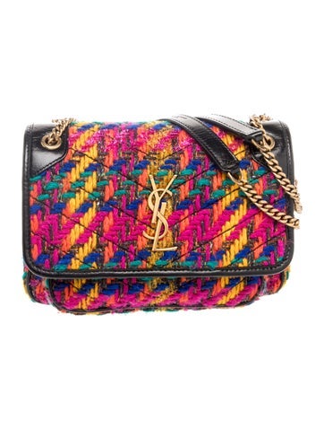 Tweed Niki
