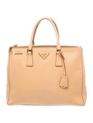 Saffiano Leather Tote Medium