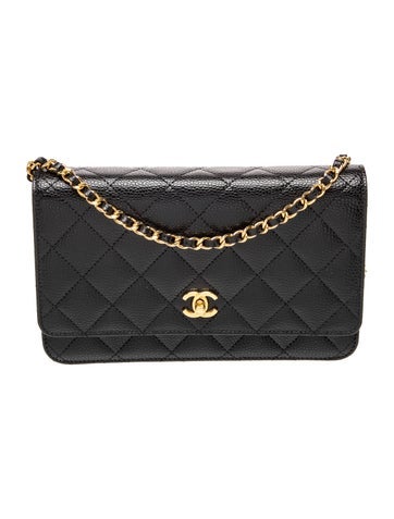 Classic Turnlock Wallet On Chain