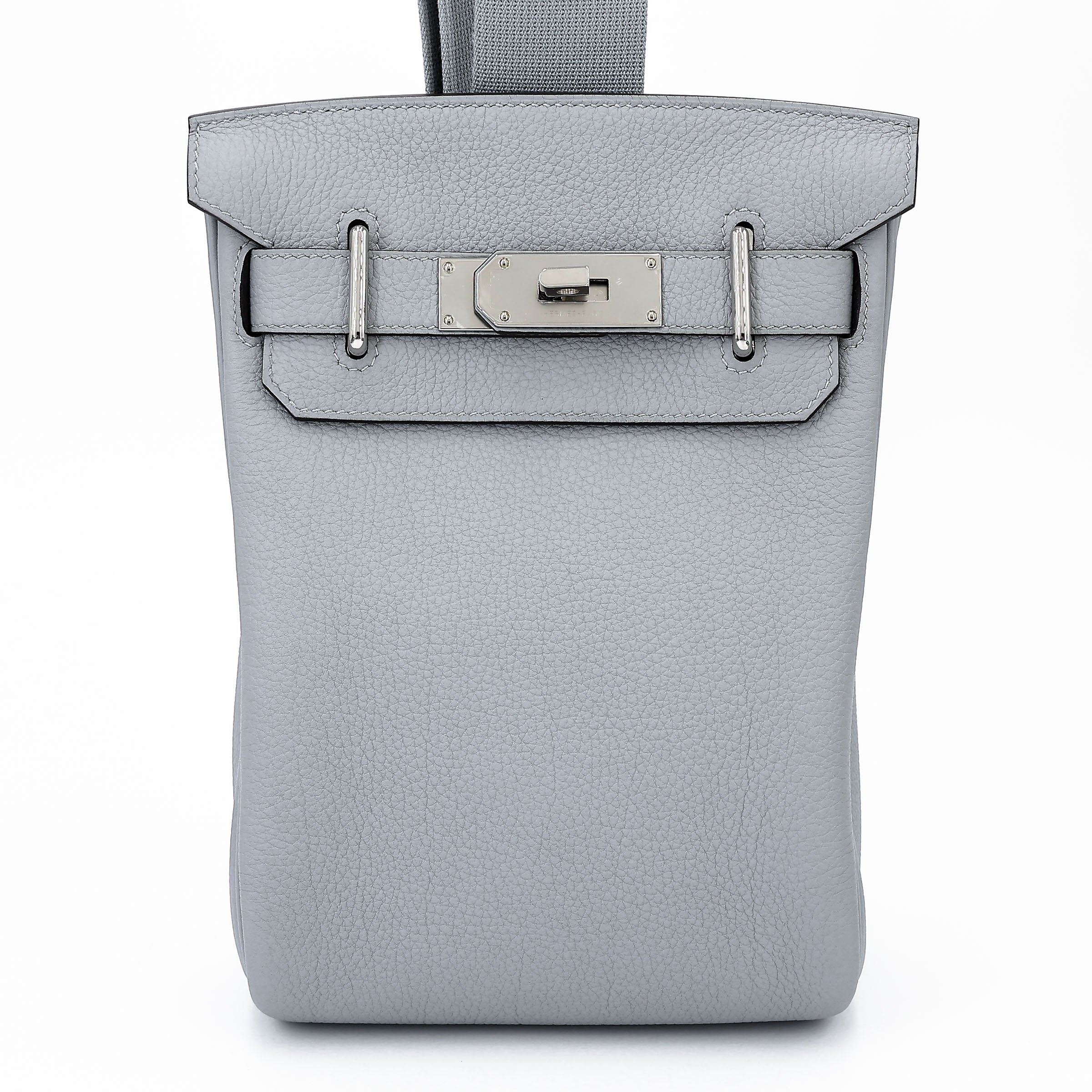 Hermes Brand New ( Rank N ) HERMÈS Hac a Dos PM Gris Pantin (P0) Togo Palladium hardware K (2025)