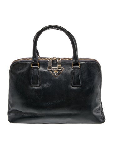 Saffiano Leather Promenade Medium