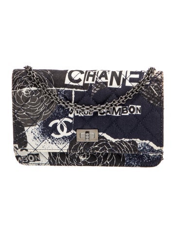 Graffiti Reissue Wallet on Chain