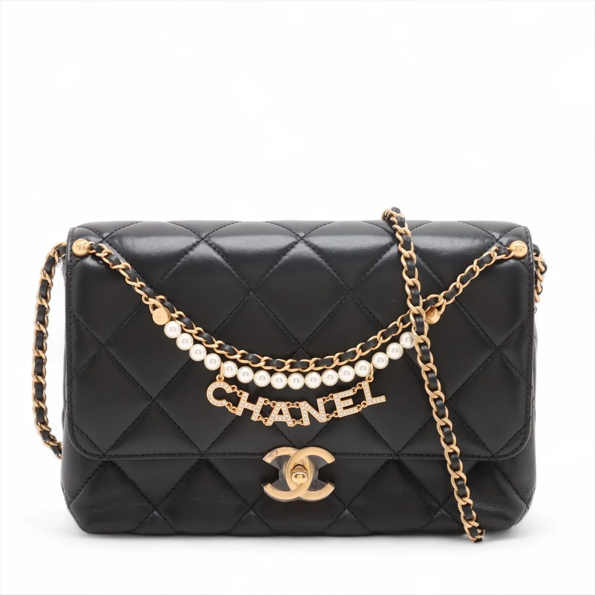 Chanel Matelasse Lambskin Chain Shoulder Bag Pearl Black Gold Metal Fittings ran