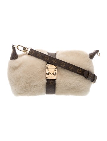 LV Monogram Hills Pochette