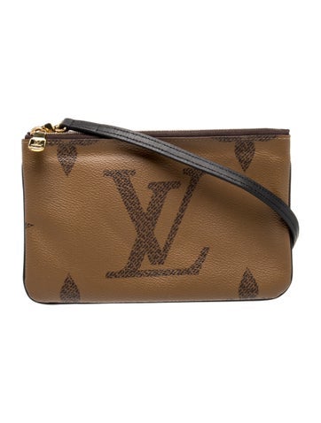 LV Monogram Pochette