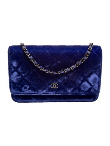 Velvet Classic Wallet On Chain