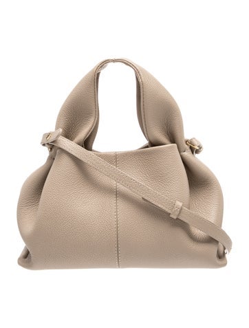 Leather Numéro Neuf