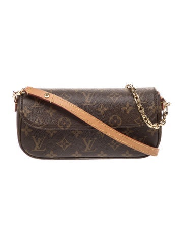 LV Monogram Ivy Wallet on Chain