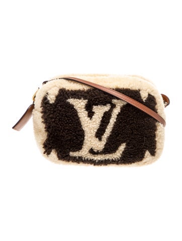 Monogram Giant Beach Pouch