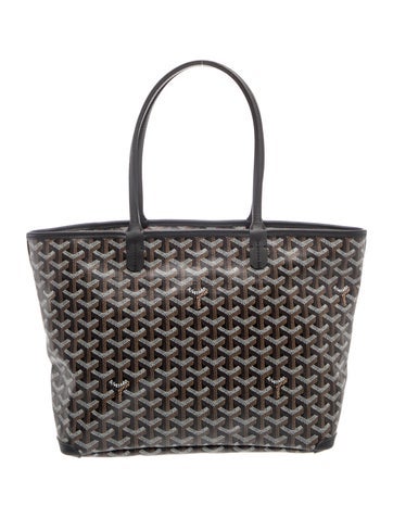 Photo du sac chez The RealReal