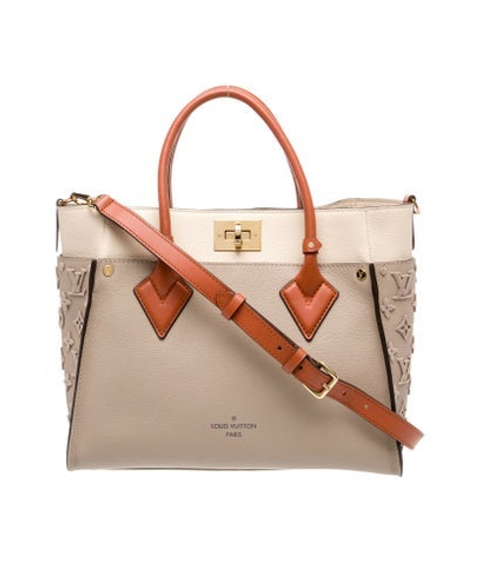 Louis Vuitton Vuitton Monogram On My Side Mm