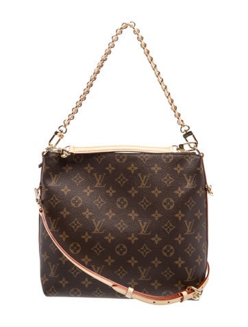 LV Monogram Multipass
