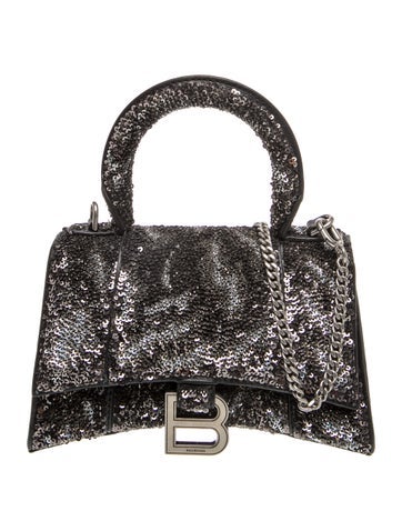 Sequins Hourglass