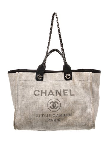 Medium Deauville Shopping Tote