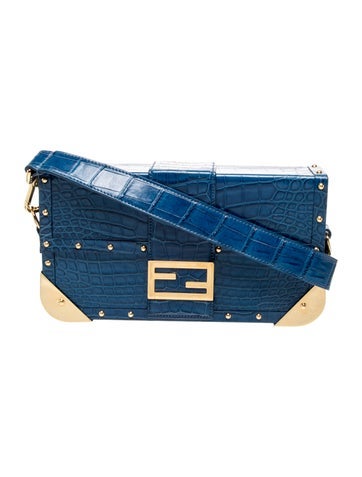 Crocodile Baguette Trunk