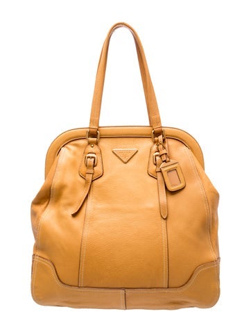 Cervo Leather Shoulder Bag