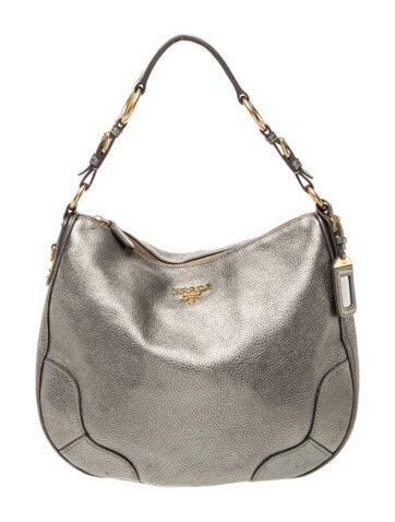 Vitello Daino Leather Shoulder Bag
