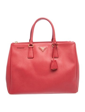 Saffiano Leather Galleria Double Zip Large