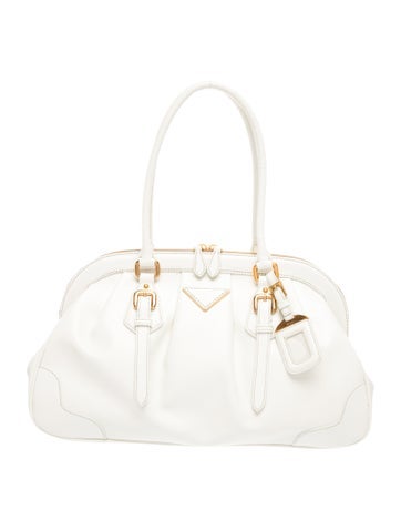 Signature Shoulder Bag Vintage